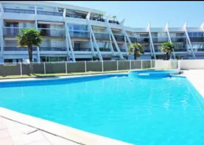 Piscine Plages A Pied La Grande-Motte